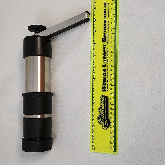 KitchenAid  Cookie press with Cupcake And Tip decorating kits - Picture 11 of 16